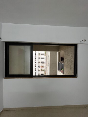 Room in 1 BHK Apartment at Lodha Palava Fontana C To H, Dombivli East – for Rent