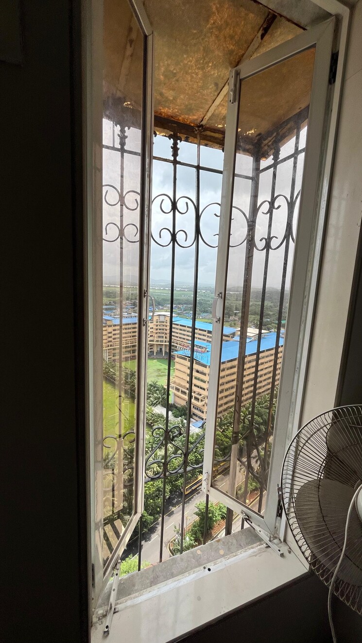 Balcony, lodha-splendora 2.5 Bedroom 850 Sq.Ft. Apartment In Ghodbunder Road Thane 7893899