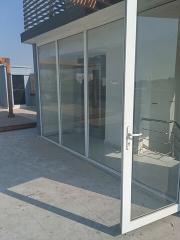 Terrace in 3 BHK Builder Floor at Green Park Extension – for Sale