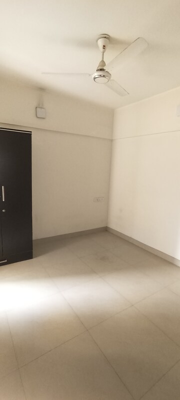 Room in 2 BHK Apartment at Amit Colori Phase II, Undri – for Sale