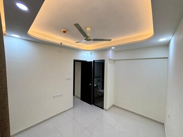 Room in 2 BHK Apartment at Kolte Patil Life Republic, Hinjewadi – for Rent