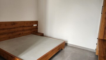 Room in 2 BHK Apartment at Indiranagar – for Rent