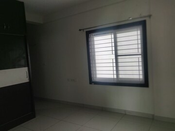 Room in 3 BHK Apartment at Rajeswari Towers Khairtabad, Khairatabad – for Rent