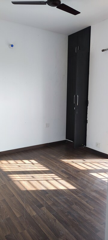 Room in 3 BHK Builder Floor at BPTP Park Elite Floors Sector 88, Sector 88 – for Rent
