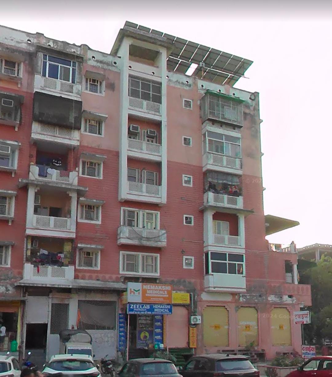 3.5 BHK + Study Room Apartment For Sale in Rama Heritage