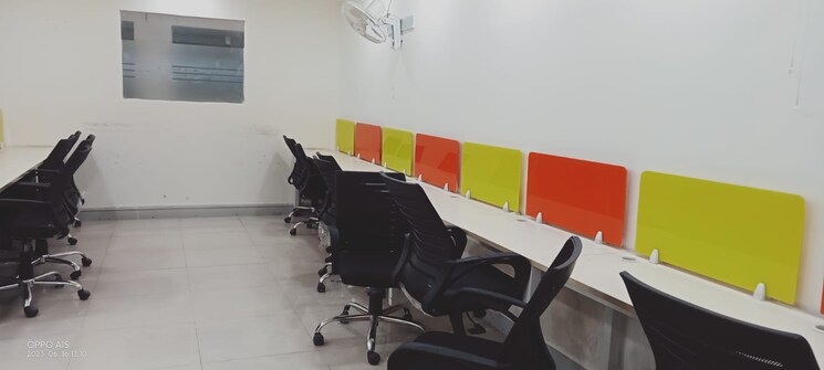 Team Area, sector 4 Commercial Office Space 700 Sq.Ft. In Sector 4 Noida 7890681