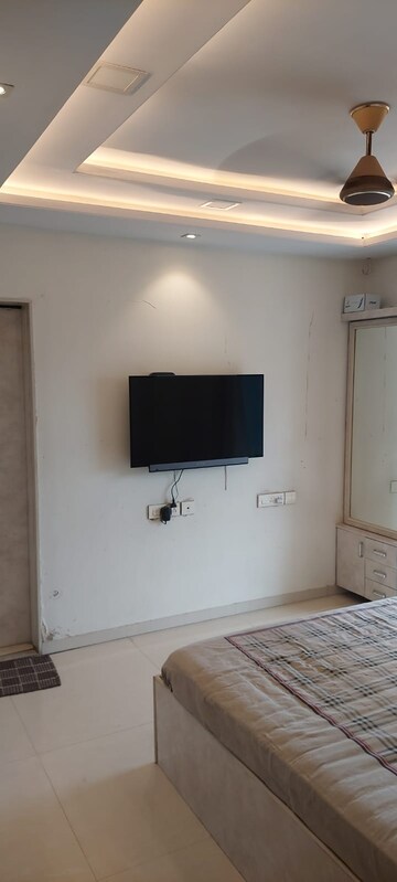 Master Bedroom in 2 BHK Apartment at Vijay Park, Kasarvadavali – for Rent