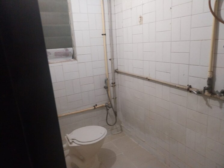 Bathroom, jogani-apartment 2 Bedroom 1000 Sq.Ft. Apartment In Santacruz East Mumbai 7894298
