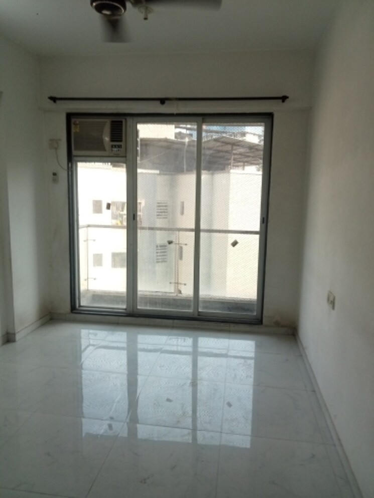 Room, om-vasundhara 1 Bedroom 575 Sq.Ft. Apartment In Mira Road East Thane 7894273