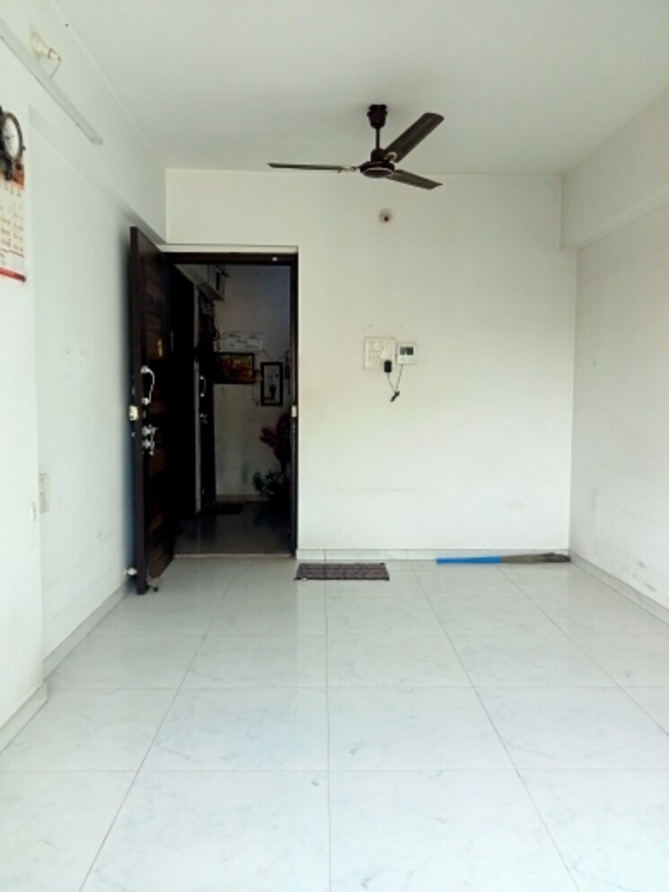 Room, om-vasundhara 1 Bedroom 575 Sq.Ft. Apartment In Mira Road East Thane 7894273
