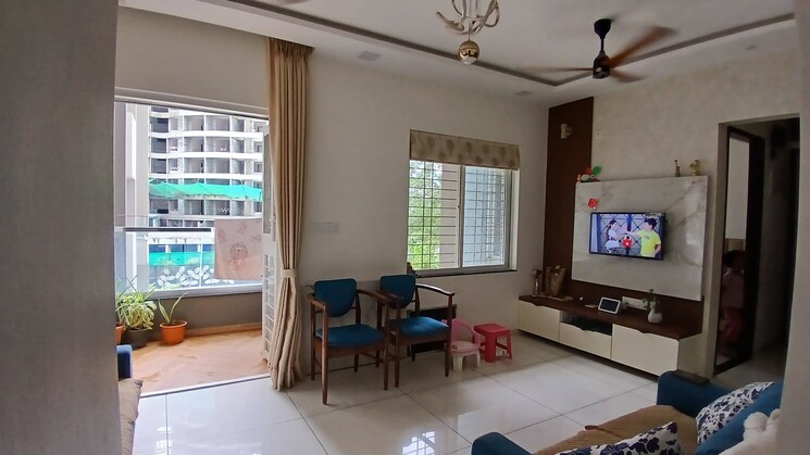 Living Room, vj-yashwin-nuovo-centro 2 Bedroom 734 Sq.Ft. Apartment In Wakad Pune 7894297