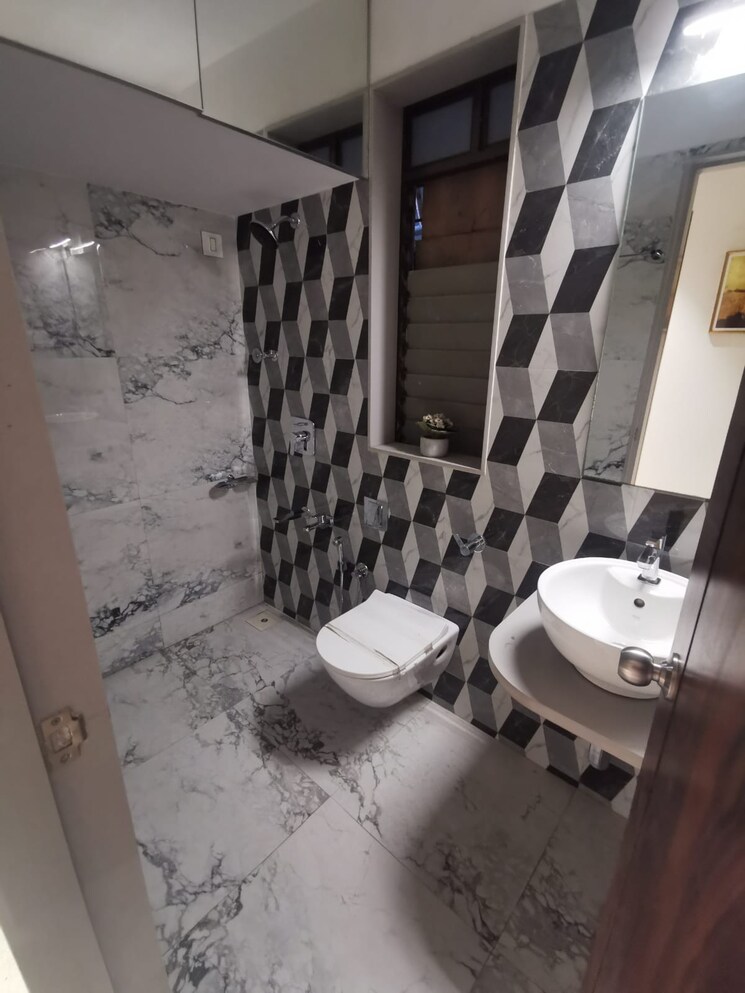 Bathroom, raj-akshay 2 Bedroom 564 Sq.Ft. Apartment In Mira Road Thane 7894362