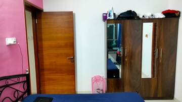 Furnished Amenities in 2 BHK Apartment at Romell Aether, Goregaon East – for Rent