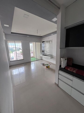 Room in 1 BHK Apartment at Mantra Essence, Undri – for Sale