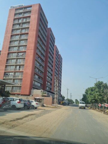 3 BHK Apartment – Exterior View View at Near Vaishno Devi Circle On Sg Highway - for Rent