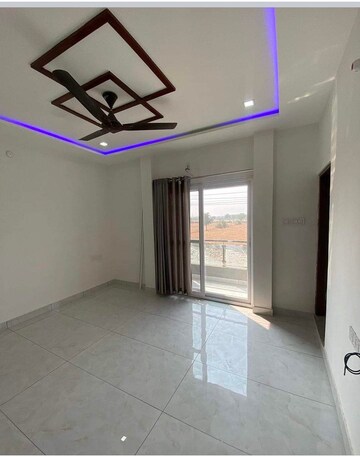 Room in 2 BHK Independent House at Hirapur – for Sale