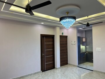 Bedroom in 3.5 BHK Builder Floor at Sahastradhara Road – for Sale