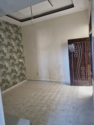 Room in 4 BHK Independent House at Kharar Road – for Sale