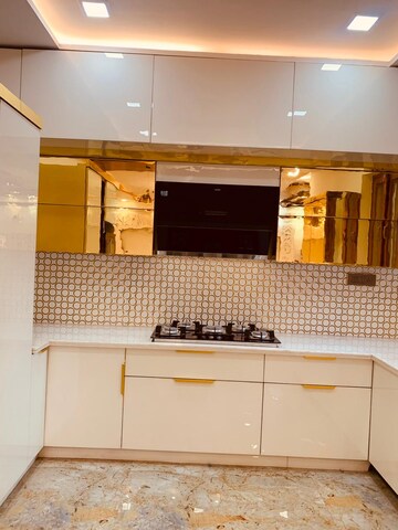Kitchen in 3 BHK Builder Floor at Sector 14 – for Rent