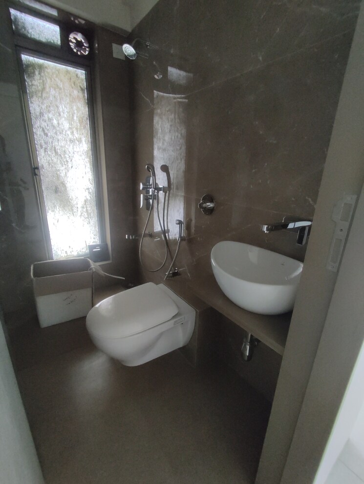 Attached Bathroom, kandivali west 2 Bedroom 737 Sq.Ft. Apartment In Kandivali West Mumbai 7894911