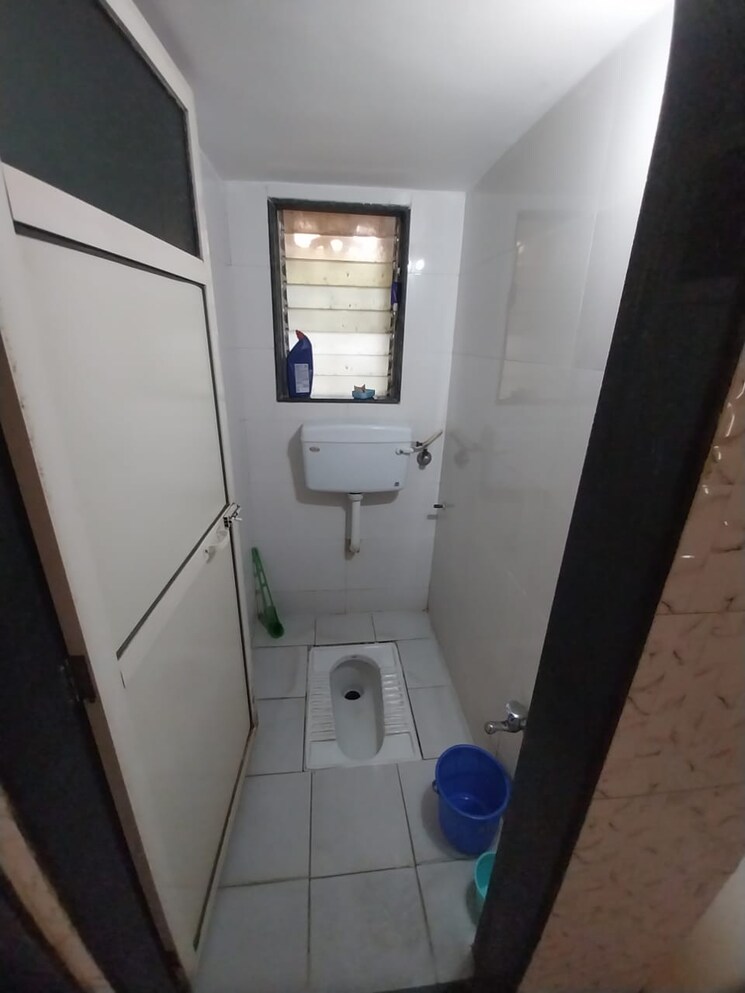Bathroom, shri-kambeshwar-heights 1 Bedroom 386 Sq.Ft. Apartment In Nalasopara West Palghar 7894935