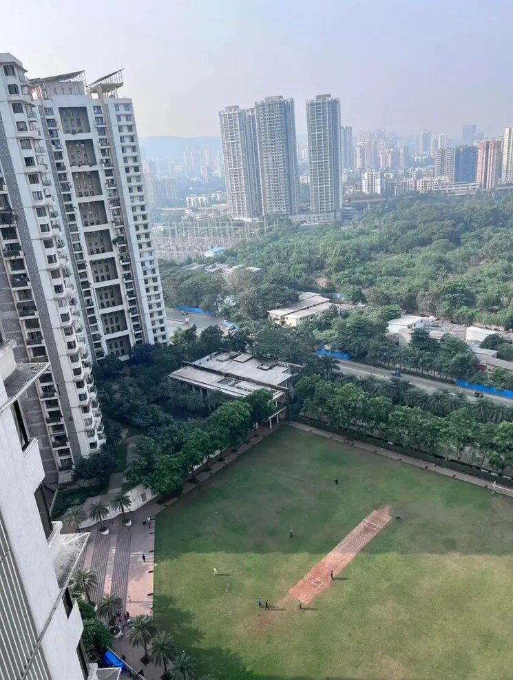 Garden, lodha-luxuria 3 Bedroom 1144 Sq.Ft. Apartment In Majiwada Thane 7894980