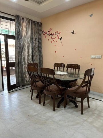 Living Room in 3 BHK Builder Floor at Sector 17 – for Rent