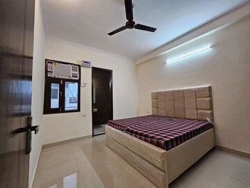 2 BHK Builder Floor For Rent in Chattarpur