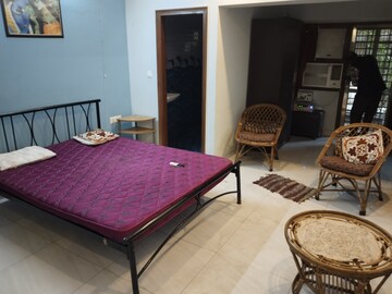 Bedroom in 2.5 BHK Apartment at Green India Place, Rajat Vihar – for Rent