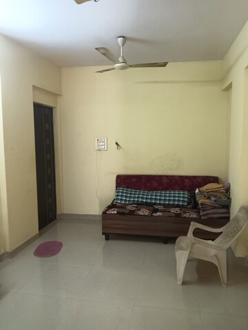 Living Room in 1 BHK Apartment at Dombivli East – for Rent