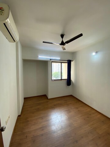 Room in 1 BHK Apartment at Lodha Palava Downtown, Dombivli East – for Rent
