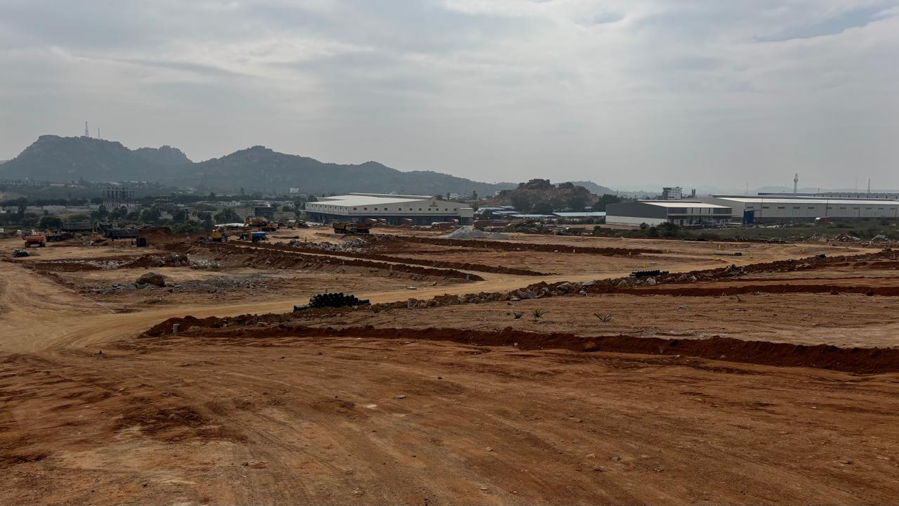 Plot For Sale in Aduri Prakrithi Hill Town