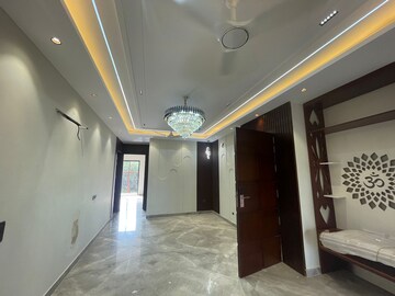 Living Room in 4 BHK Builder Floor at Sector 31 – for Sale