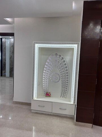 Master Bedroom in 4 BHK Apartment at Aradhya Homes, Sector 67a – for Rent