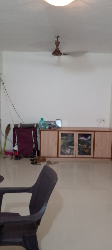 Furnished Amenities in 2 BHK Apartment at Kanchan - Mrig Apartment, Andheri East – for Rent