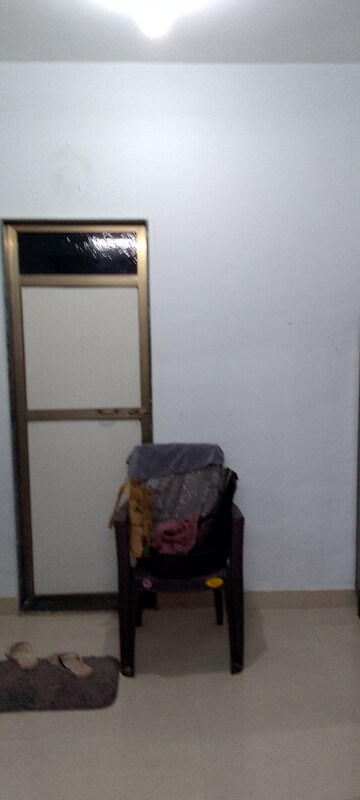 Master Bedroom in 2 BHK Apartment at Kanchan - Mrig Apartment, Andheri East – for Rent