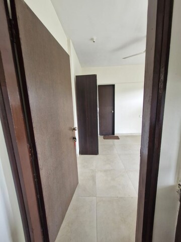 Building Lobby in 1 BHK Apartment at Conwood Astoria, Goregaon East – for Rent