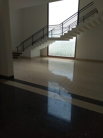Room in 5 BHK Villa at Dera Mandi – for Sale