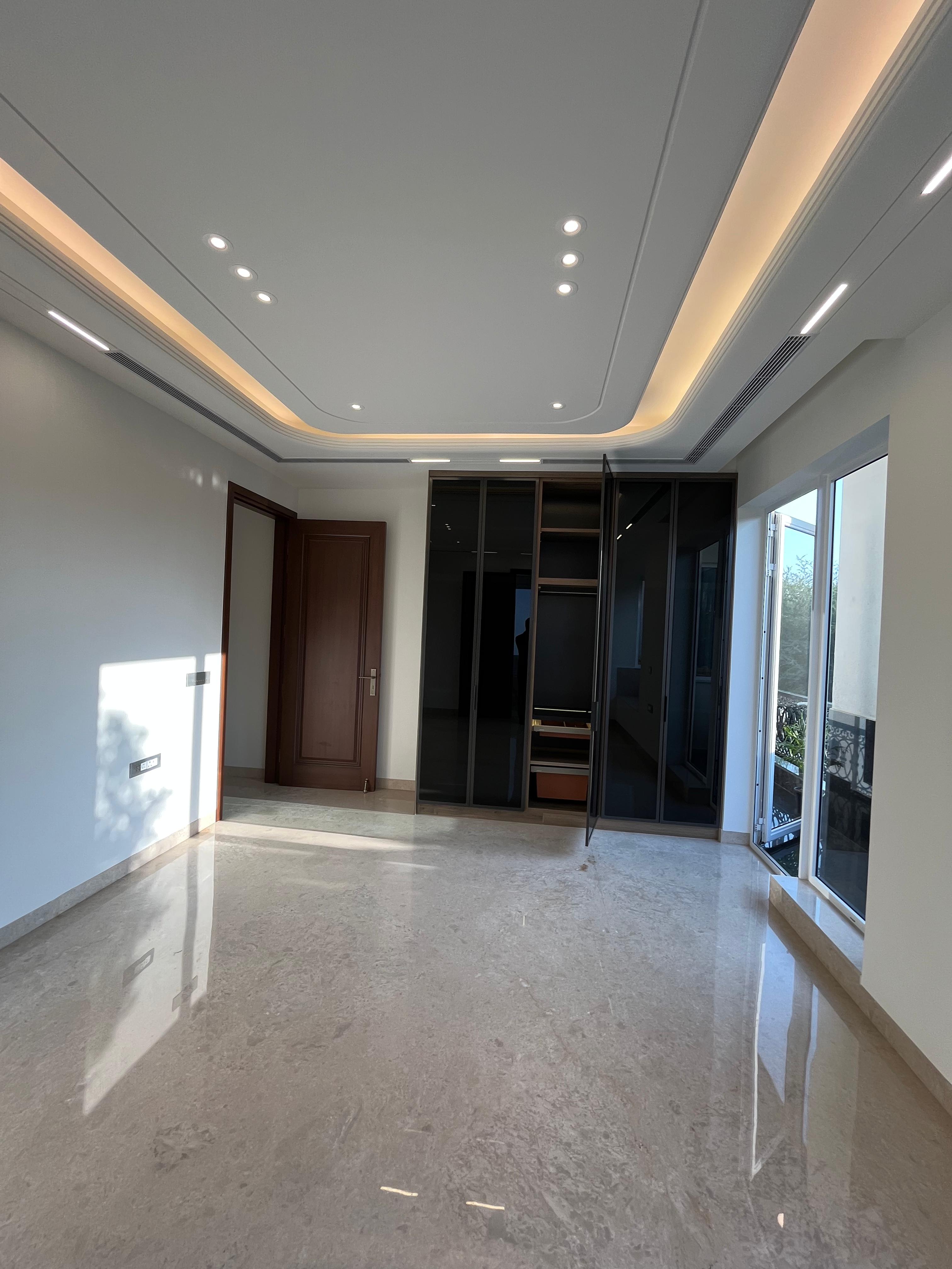 4 BHK + Pooja Room,Servant Room Builder Floor For Sale in Neeti Bagh