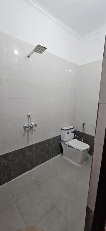 Bathroom in 2.5 BHK Builder Floor at Sector 105 – for Rent