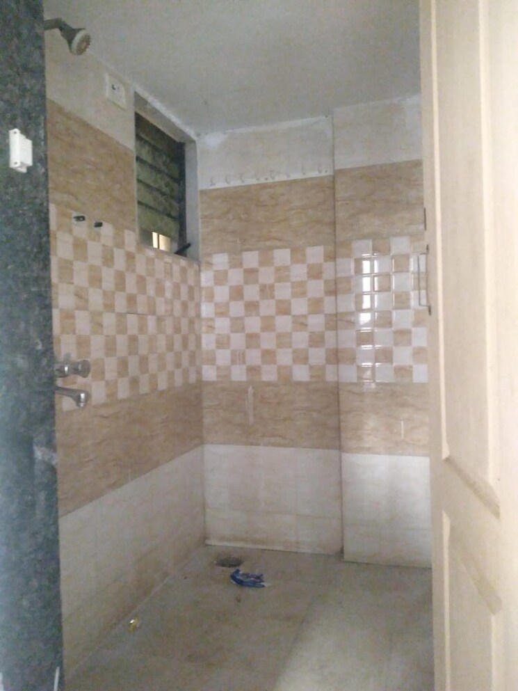 Bathroom, maad-yashwant-pride-kini-complex 1 Bedroom 540 Sq.Ft. Apartment In Naigaon East Palghar 7895744