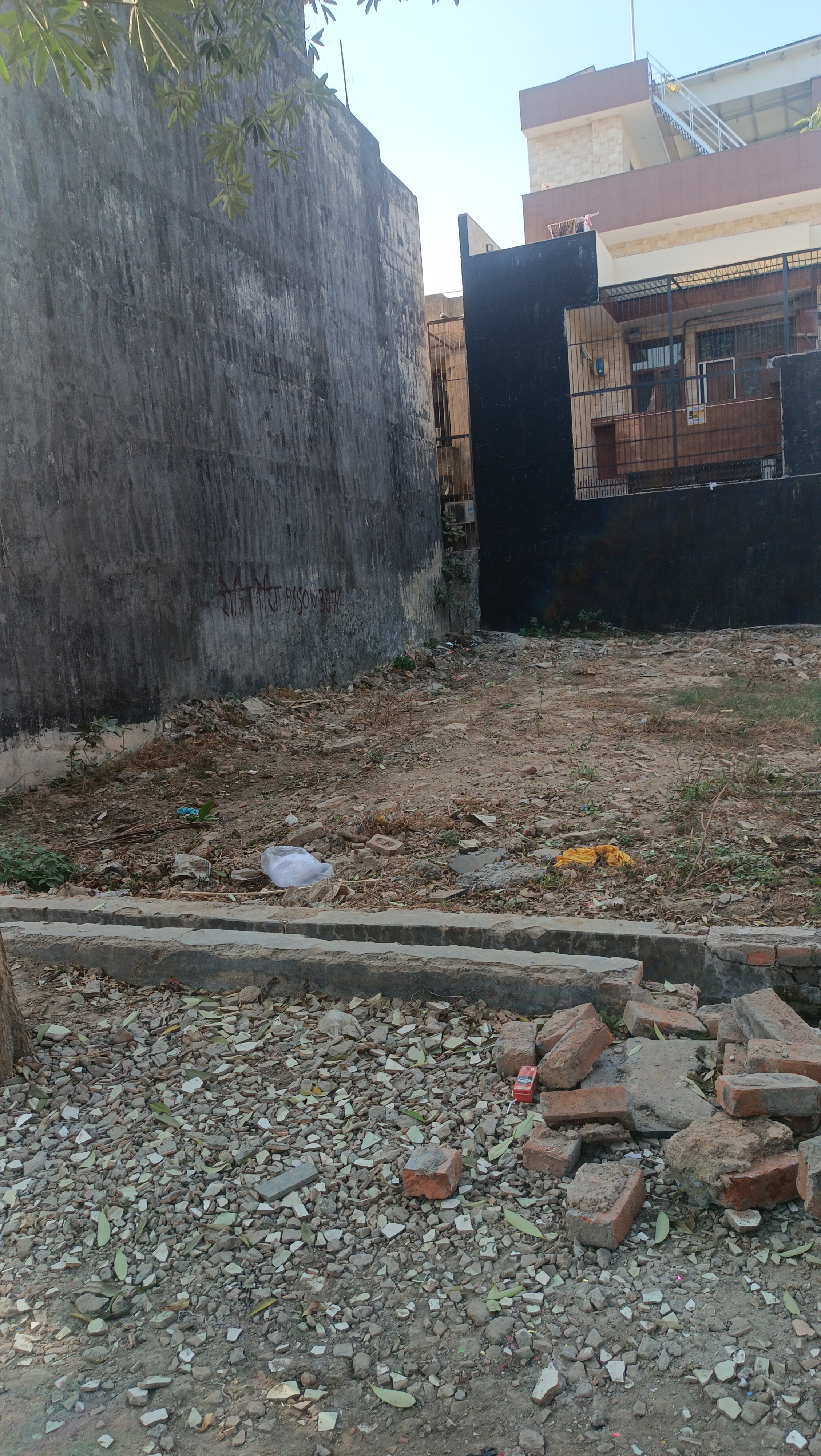 Plot For Sale in Sai Homes Sector 49