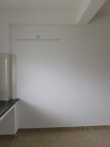 Room in 2 BHK Apartment at Shaikpet – for Sale