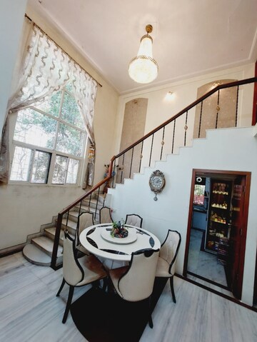 Master Bedroom in 3 BHK Villa at Panchpakhadi Jewel, Panch Pakhadi – for Sale
