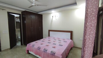 Bedroom in 3 BHK Builder Floor at Ardee City, Sector 52 – for Rent
