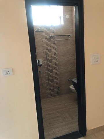 Master Bedroom in 3 BHK Builder Floor at Ansal Continental Villas, Sector 22 – for Sale