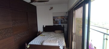 Bedroom in 2.5 BHK Apartment at Hubtown Hill Crest, Andheri East – for Rent