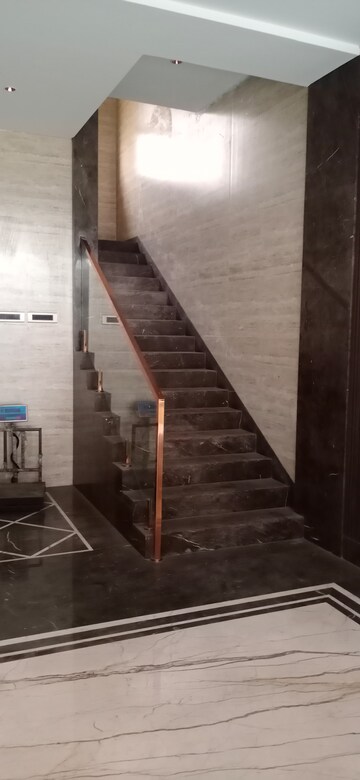 Room in 1 BHK Apartment at Sector 7 Pushpak Nagar – for Sale