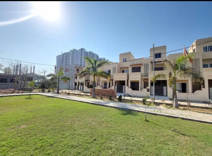 Plot For Sale in Wing Lucknow Greens Plots