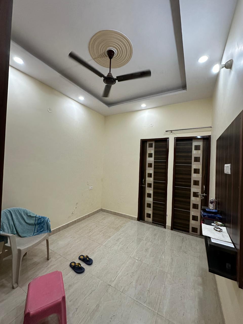 1 Rk+ Pooja Room Builder Floor For Rent in Ansal Sushant Lok I